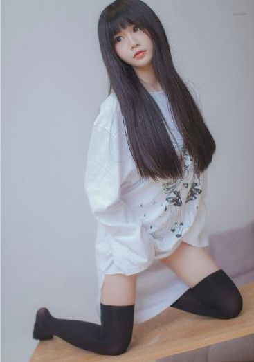 年轻的女学生电影_BD韩语神马在线观看